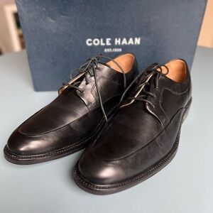 Cole Haan Warren Apron Black Leather Oxfords - New with Box